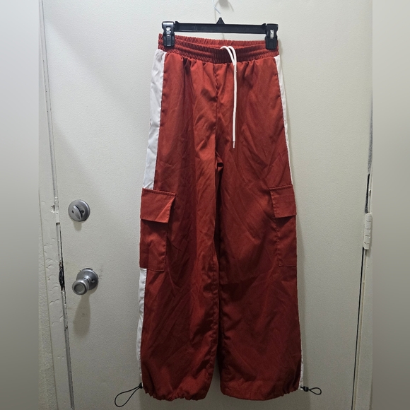 Forever 21 Pants - Forever 21 Rust Elastic Waist Pants